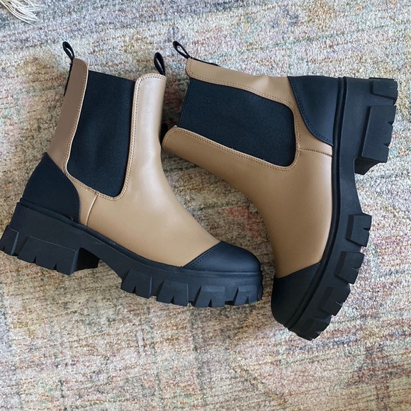 Women’s Devan Winter Boot Tan/Black 7.5 - Picture 6 of 8